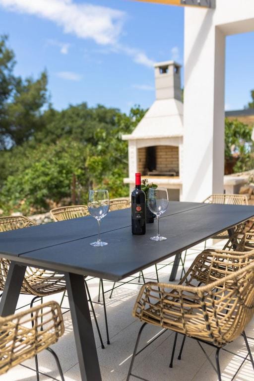 Villa Sullago with heated pool Villa in Šibenik-Knin County, Croatia