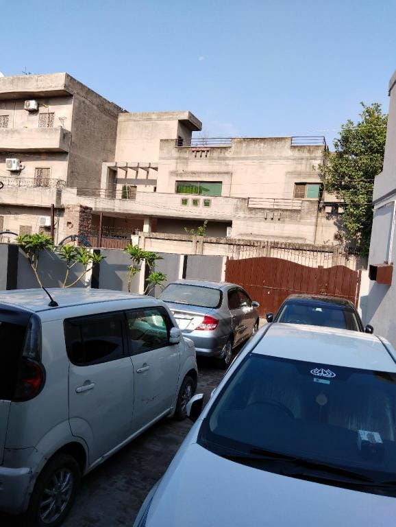 Homewood Suite Two Bedroom Apartment near Airport Apartment in Lahore