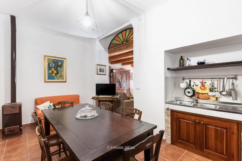 House & Villas - Antico Baglio Apartment in Noto