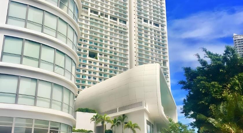 Aveline Executive Suites City View@Acqua Residence Apartment in Mandaluyong