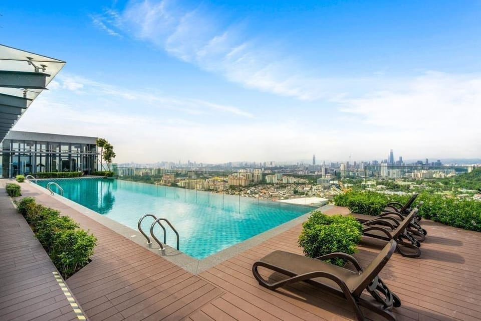 VESIM-EkoCheras-MRT-Mall 5pax Vacation rental in Federal Territory of Kuala Lumpur