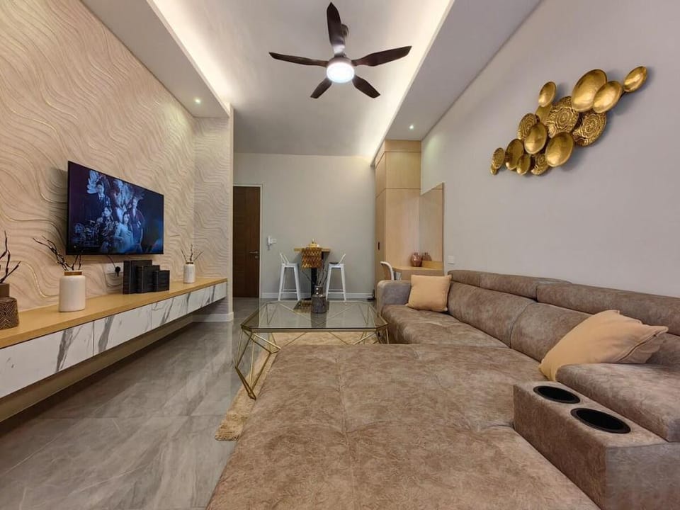 Attic Premium Couple's Studio[Netflix]@MLK Town#84 Vacation rental in Malacca