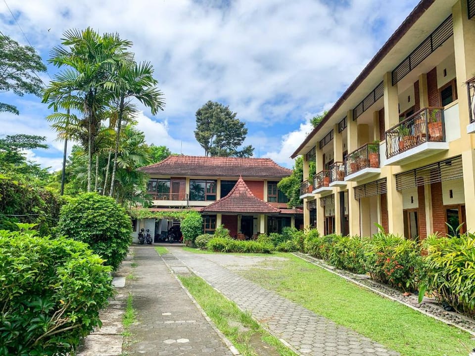 Urbanview Sasono Putro Condongcatur by RedDoorz Hotel in Special Region of Yogyakarta