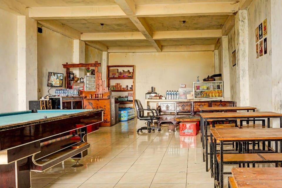 OYO Life  92499 Bagas Homestay Wonokitri Hotel in East Java