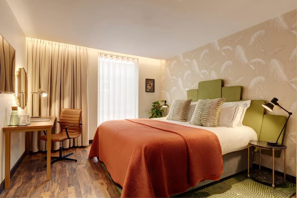 Brama Hotel in Bromley