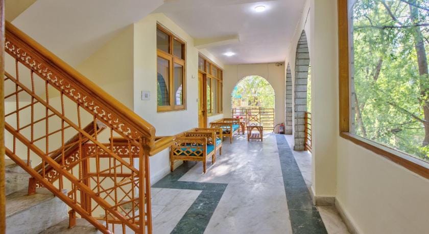 Thrill Nature Resorts Hotel in Manali