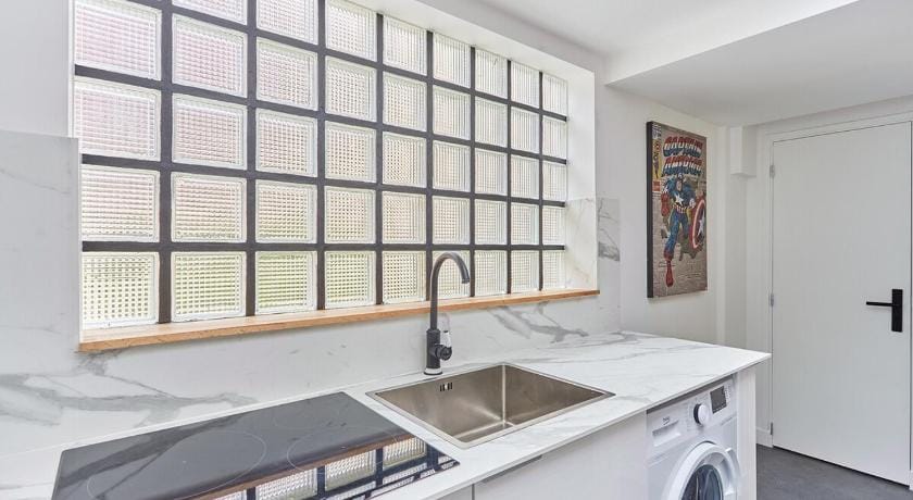 Apartment Loft Père Lachaise by Studio prestige Apartment in Paris