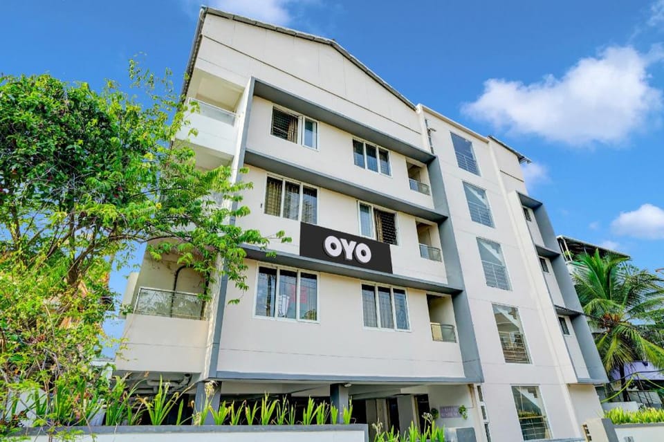 Collection O Premium Crystal Residency Hotel in Kochi