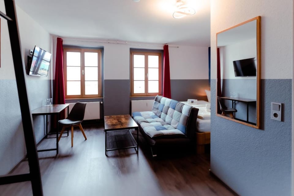 Restaurant und Pension Alberthafen Bed and Breakfast in Dresden