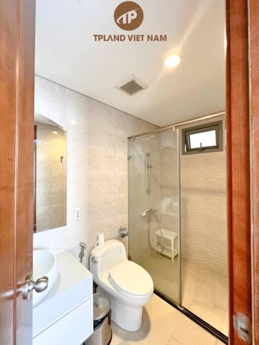 Vinhomes Times City 2BR Apt Apartment in Laos