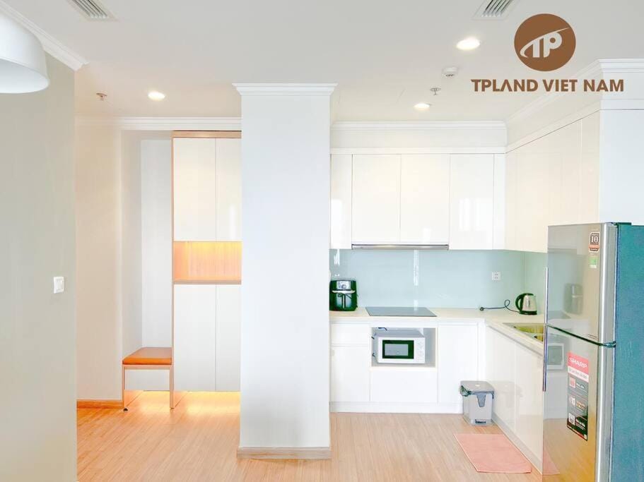 Vinhomes Times City 2BR Apt Apartment in Laos