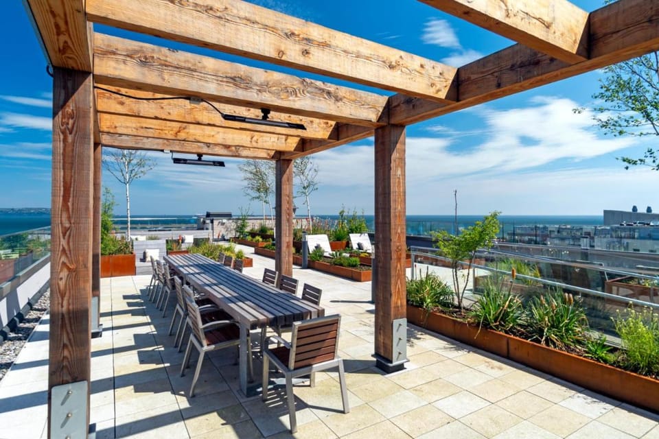 Niche Living - Dun Laoghaire Apartment in Dublin