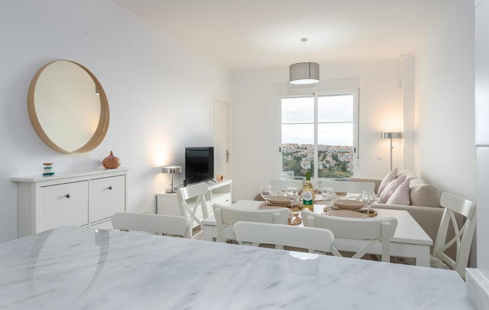 Small Oasis Apartment in Manilva
