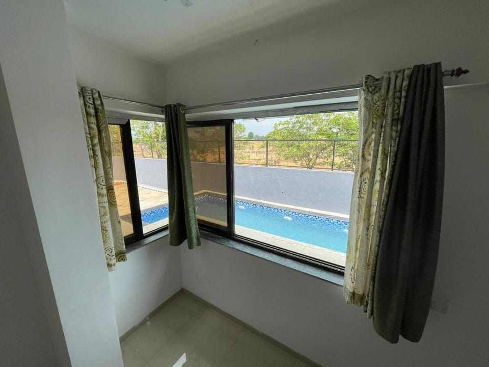 Rustic Retreat in the Hills! Villa in Maharashtra