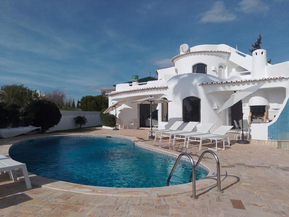 Casa Francisco : Family Villa with private pool. Villa in Guia