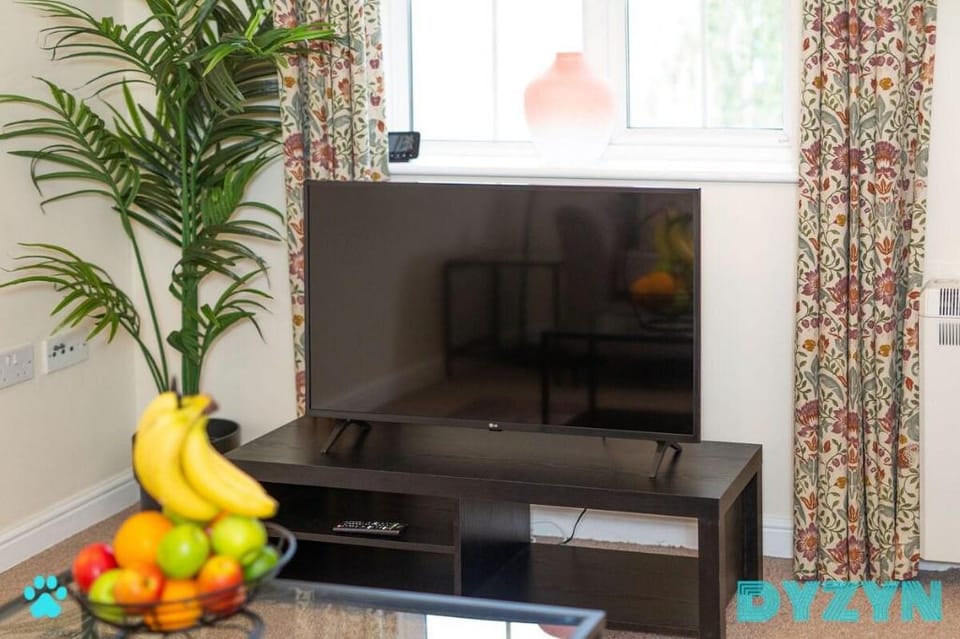 The Loft - Parking - Cardiff Bay -Sky Sports Vacation rental in Cardiff
