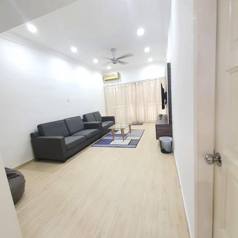 BukitSetongkolArea3R2B.HTAA/TOWN-5min only Vacation rental in Pahang, Malaysia