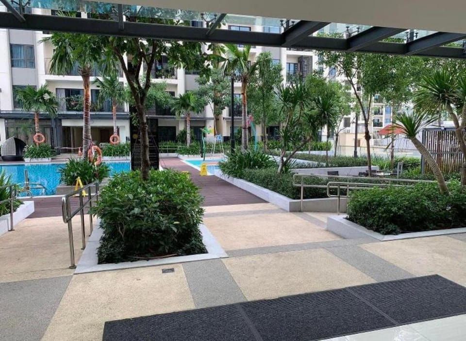 CĂN HỘ 2 PHÒNG NGỦ HÀ ĐÔ CENTROSA  Đ. 3/2 QUẬN 10  Apartment in Ho Chi Minh City