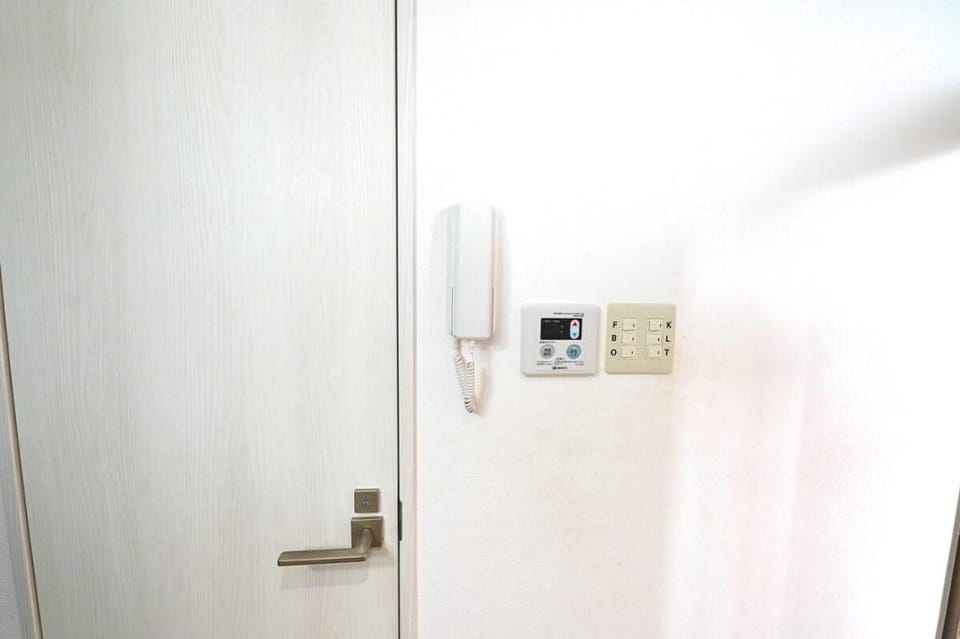 Close to Shinjuku![2nd] Twin beds,Projector! Apartment in Shinjuku