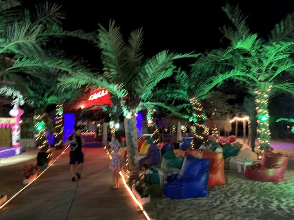 Luxury Orchid apartment, private garden, Cascadas Apartment in Sunny Beach