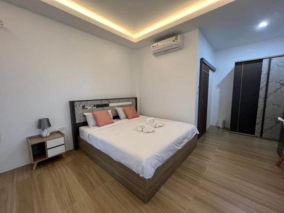 The White House Resort (เดอะ ไวท์ เฮ้าส์ รีสอร์ท) Vacation rental in Thailand