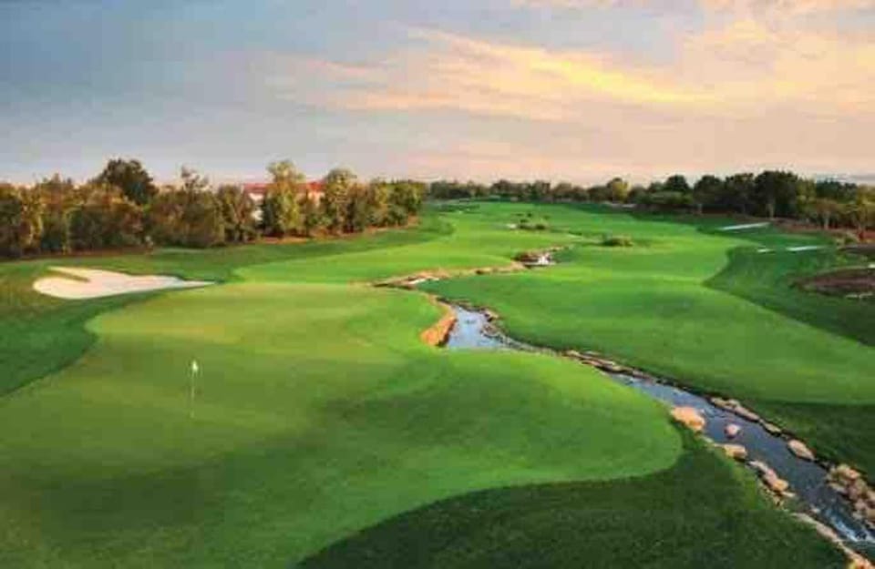 X1高尔夫球场&送高尔夫体验卡&复古中式&V5体验&高端球场&Phoenix Gold Golf Villa in Pattaya City