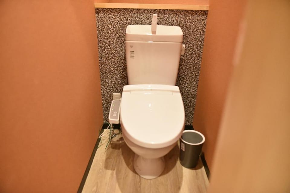 Tsutenkaku 3 Stories Villa, 2 Station to Namba Vacation rental in Osaka