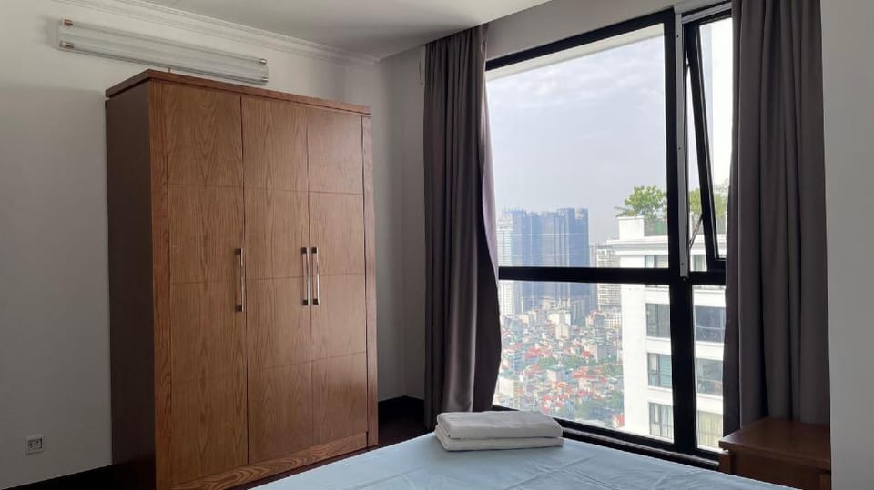 Mộc Homestay - 3 Brs apt at Vinhomes Royal City Apartment in Hanoi