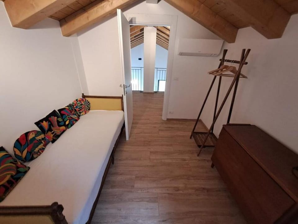 Zafferano, Modern Apartment with Vineyard views! Apartment in Friuli-Venezia Giulia
