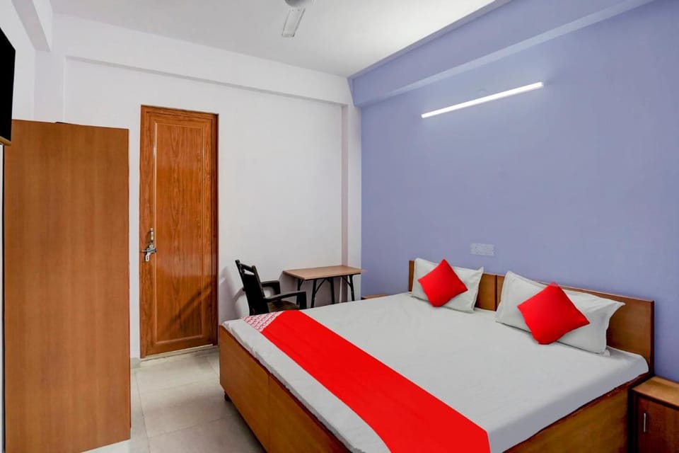 Hotel O Wamson Living Classic Vacation rental in Noida