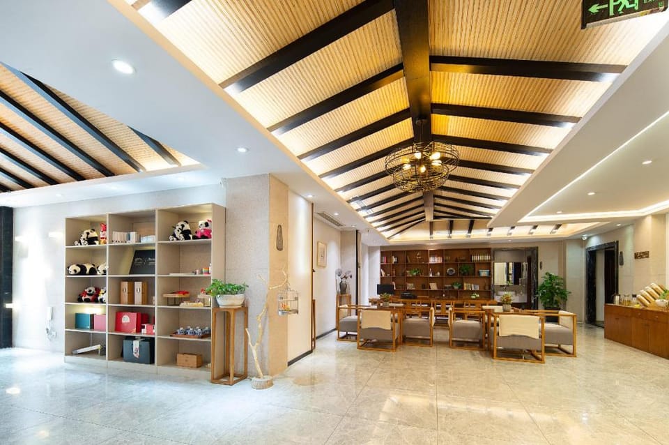 Theme Sheen Hotel Chengdu Chunxi Road Tianfu Square Metro Station Hotel in Chengdu