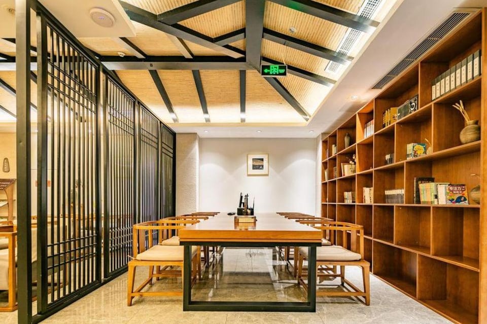 Theme Sheen Hotel Chengdu Chunxi Road Tianfu Square Metro Station Hotel in Chengdu