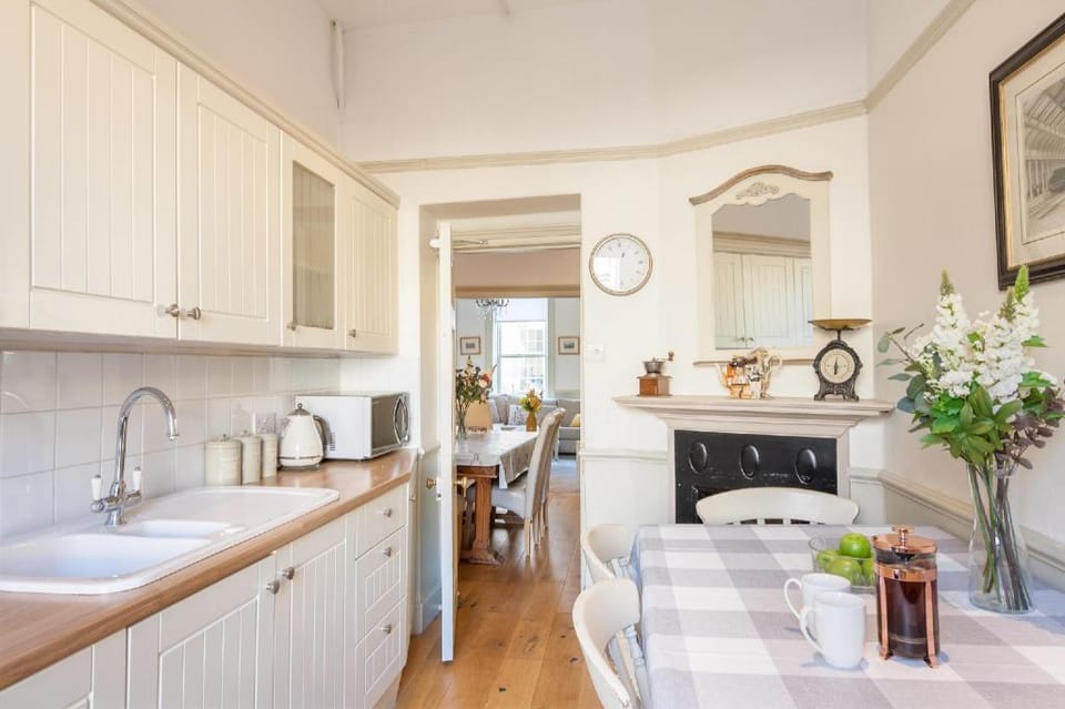 Tylney House Apartment in Bath