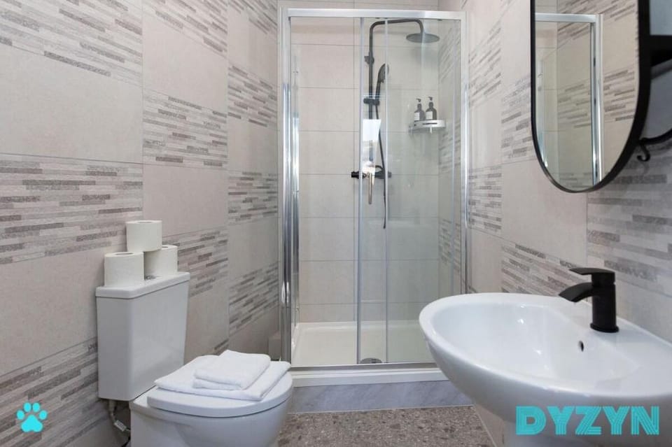 The Old Tartan Apartments 17 Vacation rental in Swansea