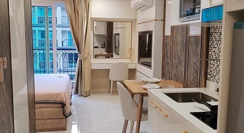Sexy Pattaya Fashion Water Apartment Dusit Grand Park 2 Apartment in Pattaya City