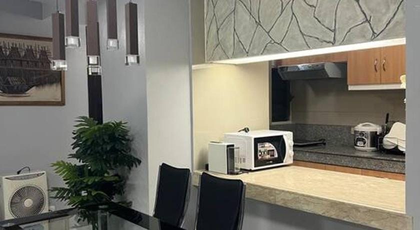ERod Staycation Apartment in Manila City