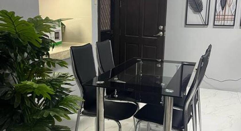 ERod Staycation Apartment in Manila City