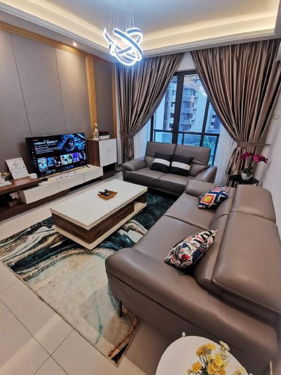 R&F Serene 3BR unit by ANJU Apartment in Johor Bahru