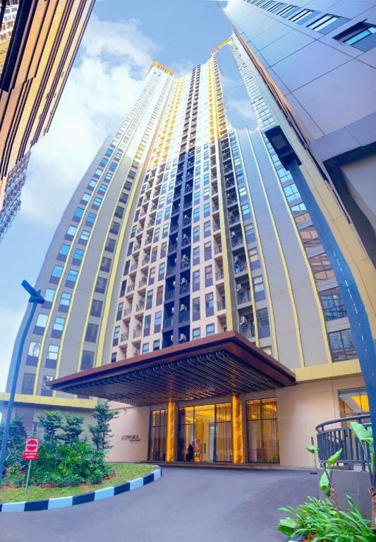 Apartemen Transpark Cibubur by Nusalink Hotel in West Java
