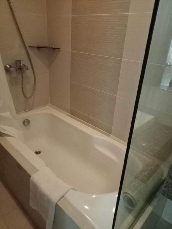 Mactan Newtown 2 Bedroom suite free pool access Apartment in Lapu-Lapu City