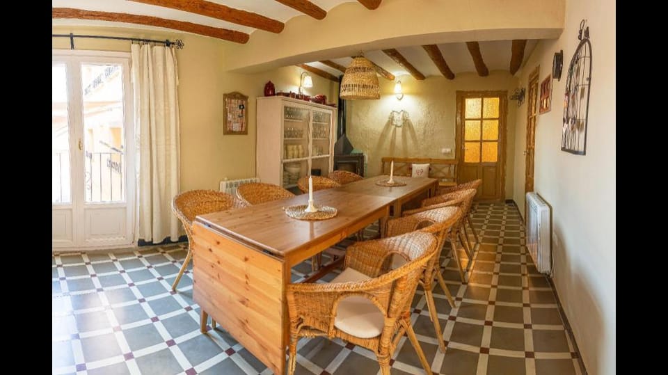 Sidroco Rural Home Experience the rural Spain Wine, activities and more Vacation rental in Catalonia