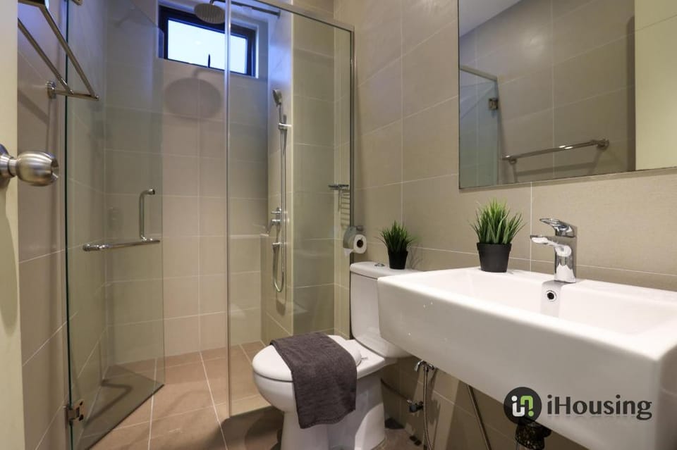 Atlantis Vacay Small Fam Suite A2111 by I Housing Apartment in Malacca