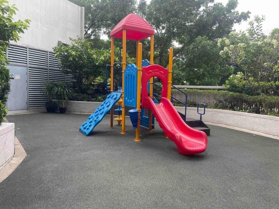 Premium Studio near Venice Mall Apartment in Makati