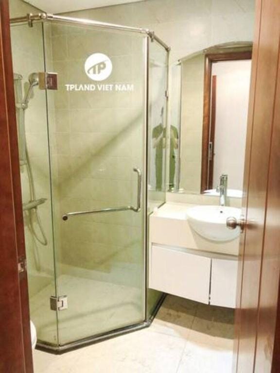 One bedroom serviced apartment Vacation rental in Hanoi