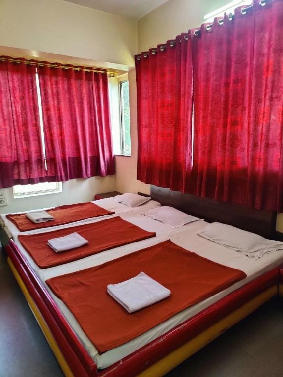 Hotel Yashdhara Hotel in Maharashtra