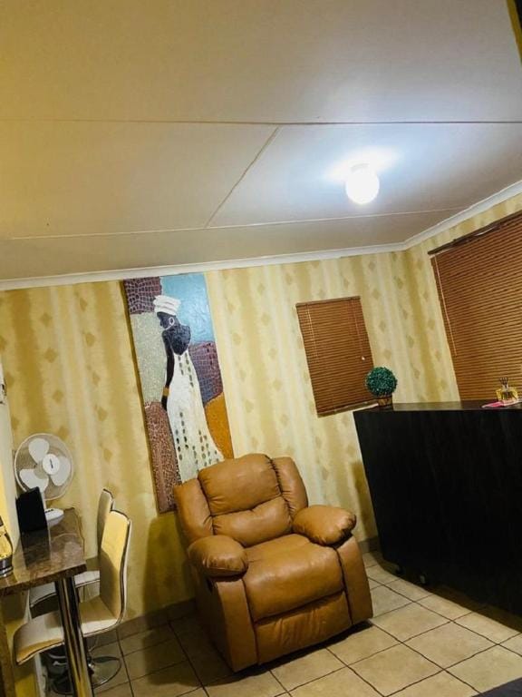 Relax, unwind, and make yourself at home. Vacation rental in Gauteng