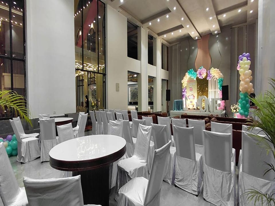 Sparsh Hotel and Resort Bareilly Hotel in Uttar Pradesh