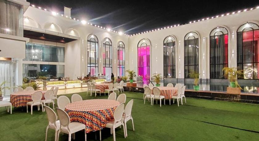 Sparsh Hotel and Resort Bareilly Hotel in Uttar Pradesh