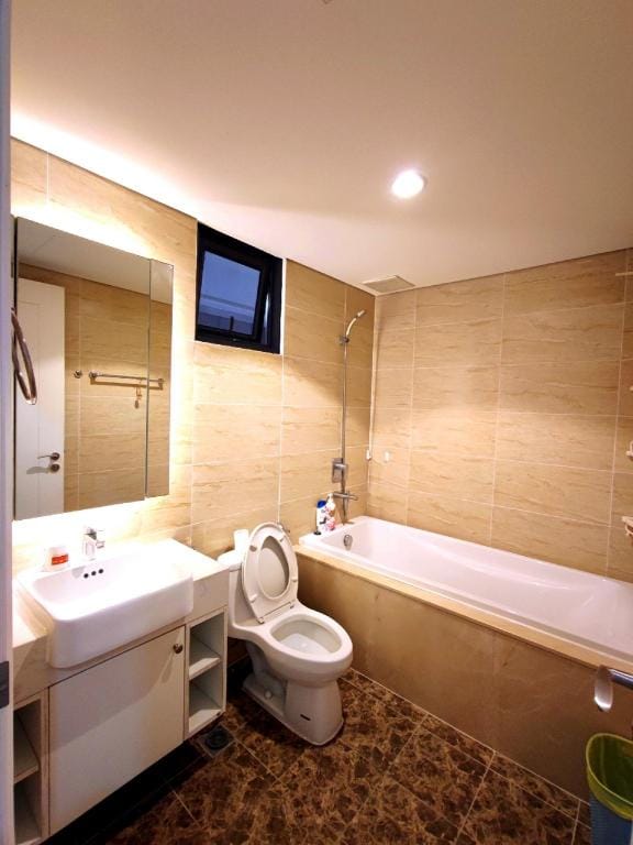 Linh homestay - Apartment 3bdr 0702 C7 D'Capitale Apartment in Laos