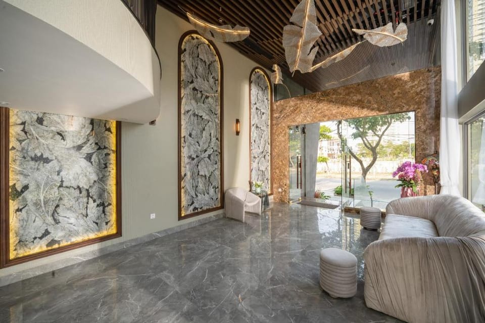 Tashi Ocean Garden & Apartment Da Nang - My Khe Beach Hotel in Da Nang